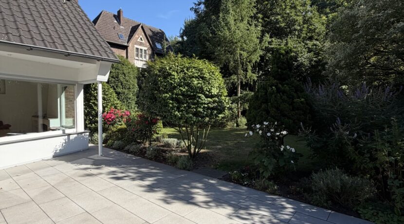Terrasse mit Blick Garten