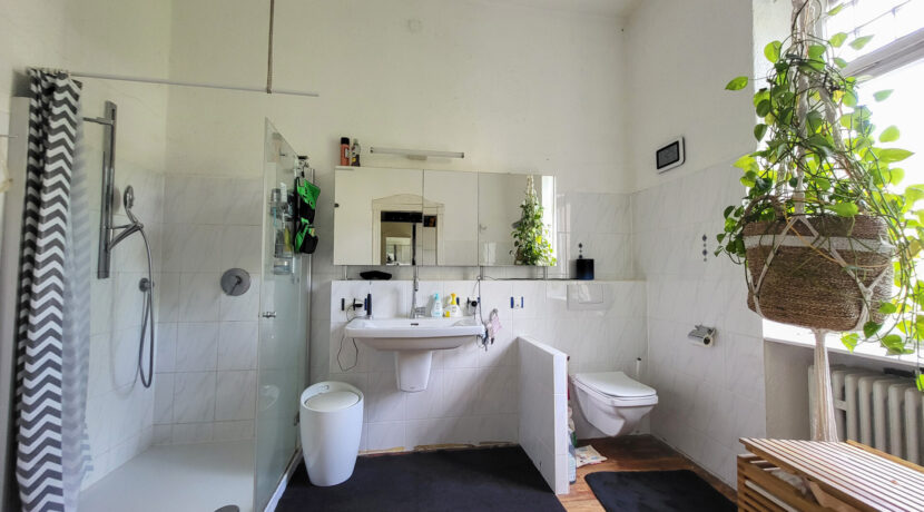 Badezimmer EG