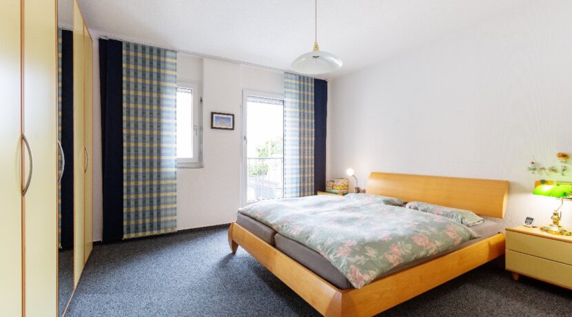 Zimmer 1 im OG