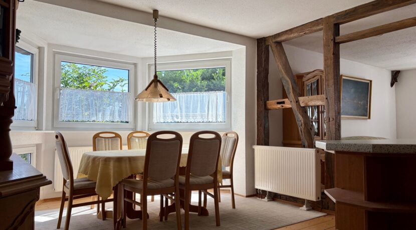 Esszimmer im Erker (EG)