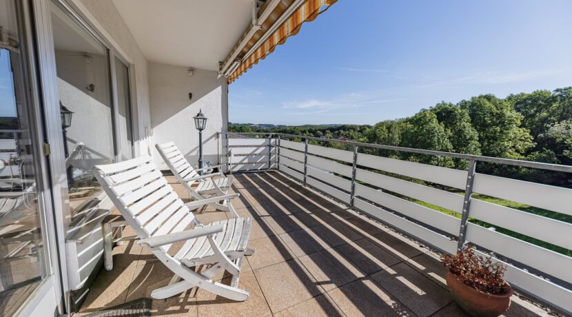 Loggia mit grüner Aussicht