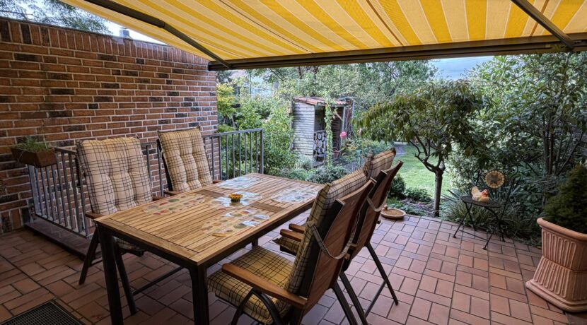 Terrasse mit Markise