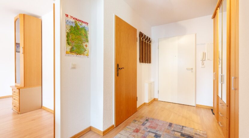 Diele mit Einbauschrank
