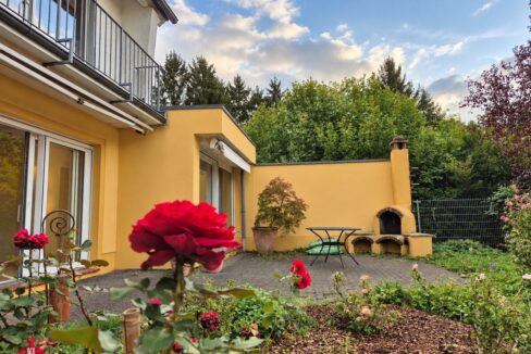 Terrasse und Grill