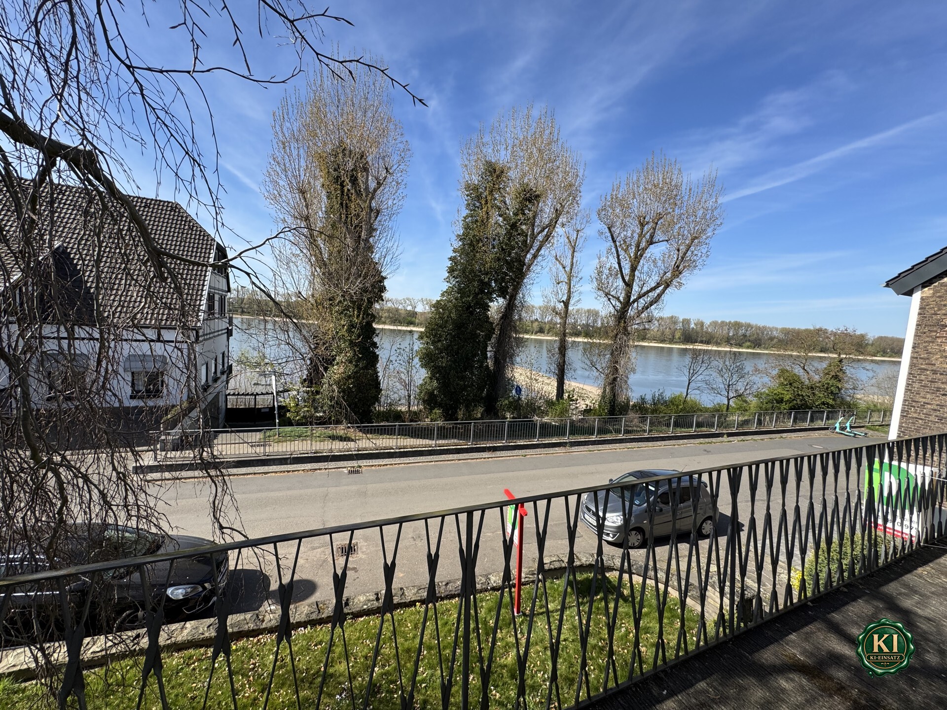 Rheinblick, Gartenidylle und Entwicklungspotential