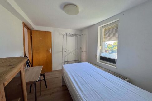 Zimmer 2 OG
