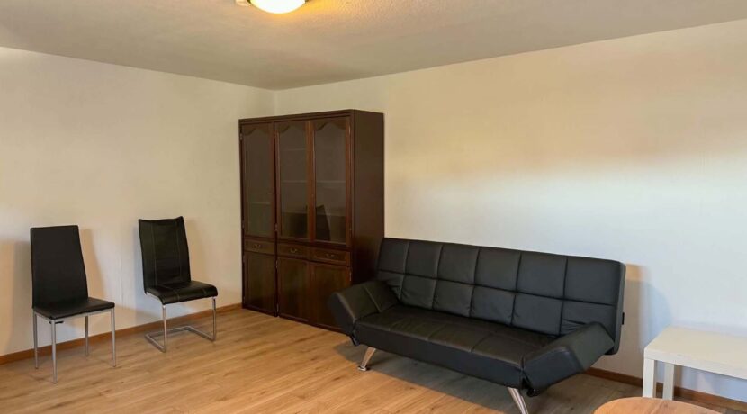 Büro EG