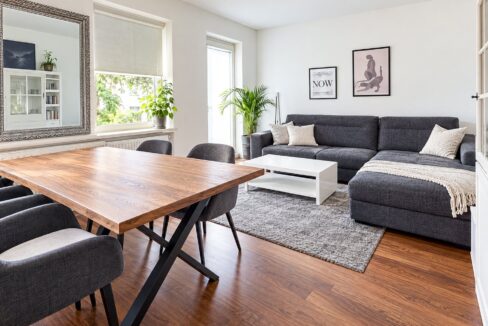 Wohnzimmer 1. OG Links