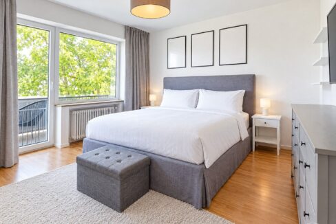Schlafzimmer 2. OG Rechts