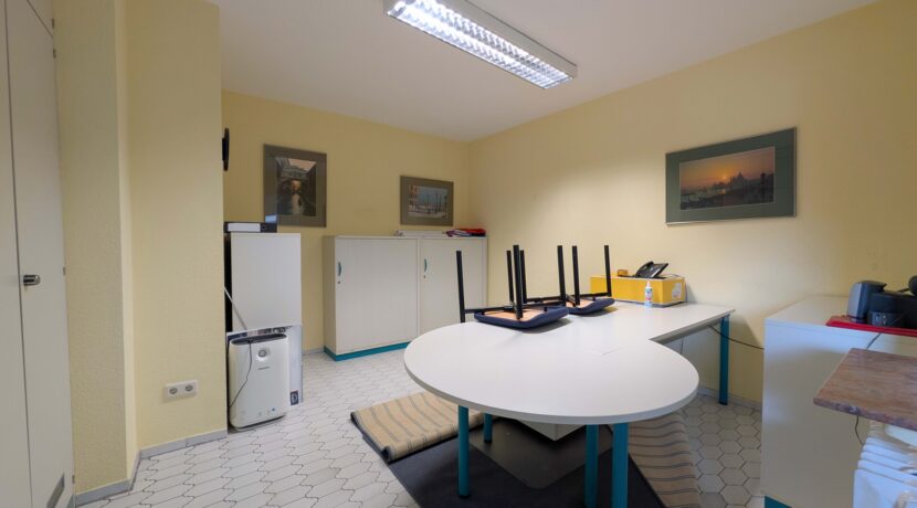 Büro II