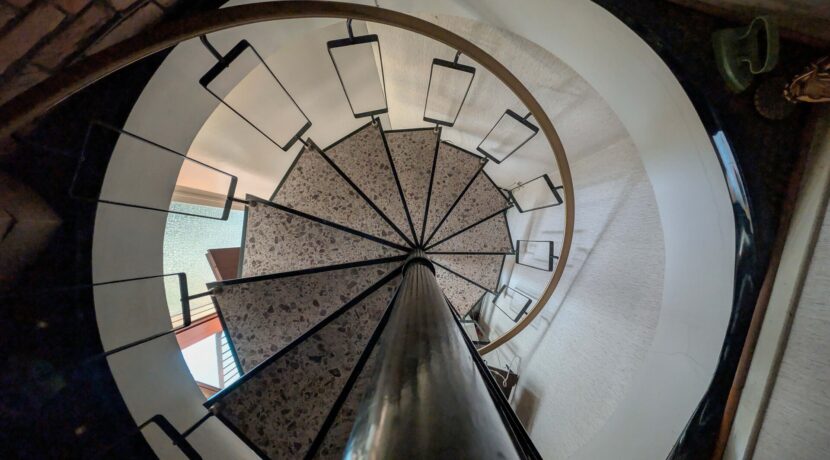 Treppe zur Wohnung