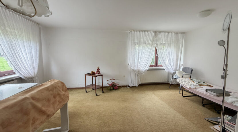 Wohn-Esszimmer KG