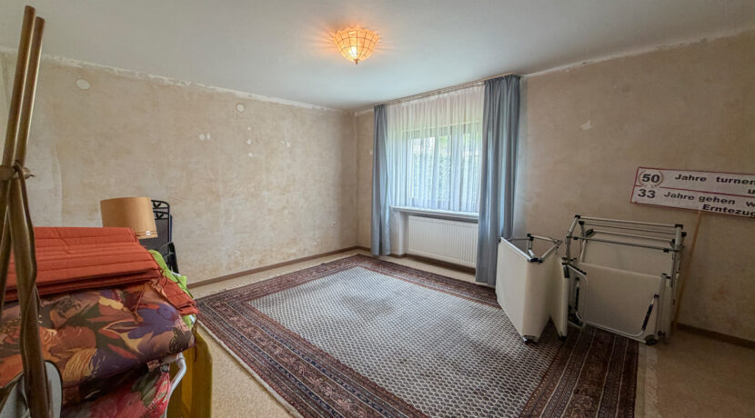 Schlafzimmer KG