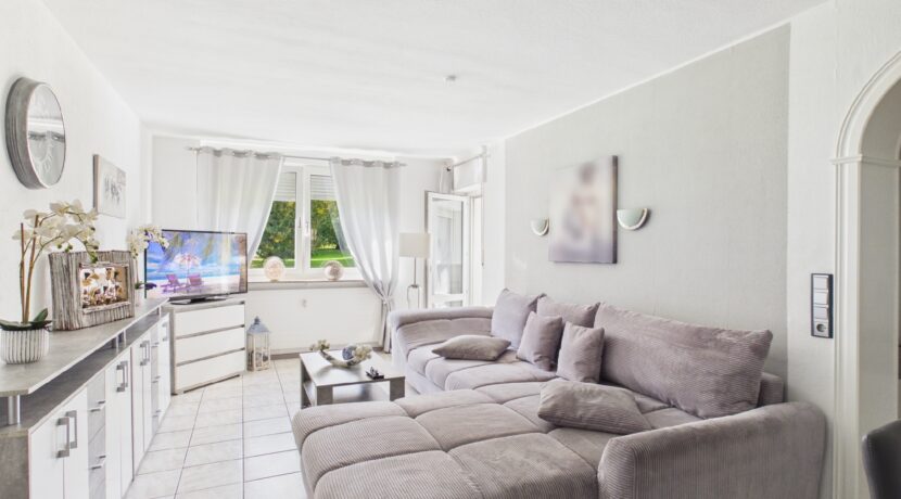großes Wohnzimmer