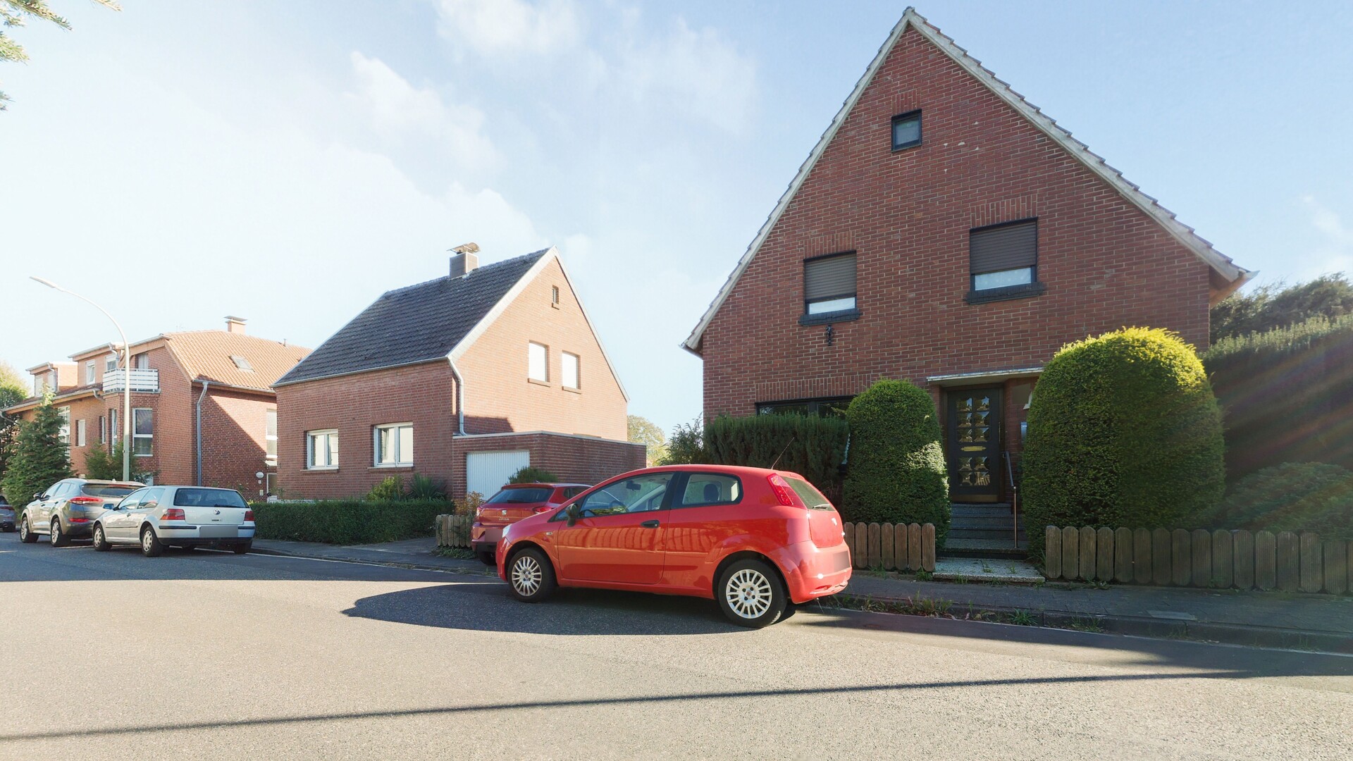 Gepflegtes Einfamilienhaus mit geschütztem Innenhof & großzügigem Entfaltungspotenzial