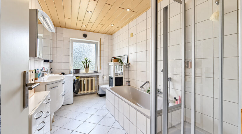 Badezimmer 2