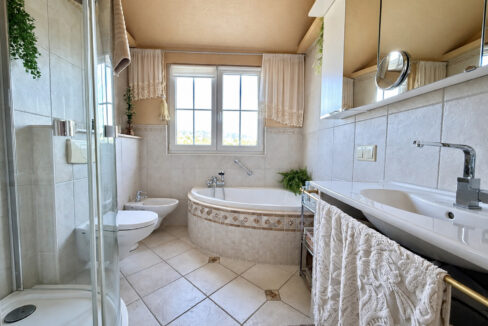Badezimmer 2.OG