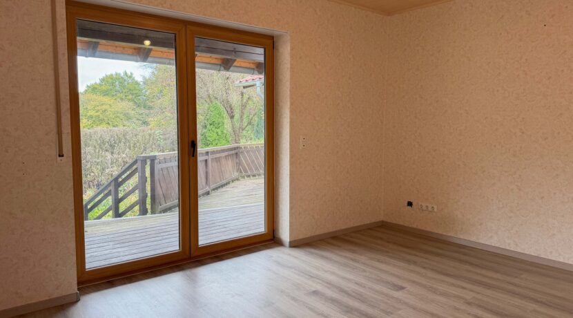 Büro EG