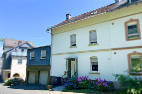 Hausansicht Straße