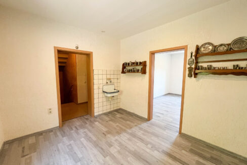 Durchgangszimmer EG