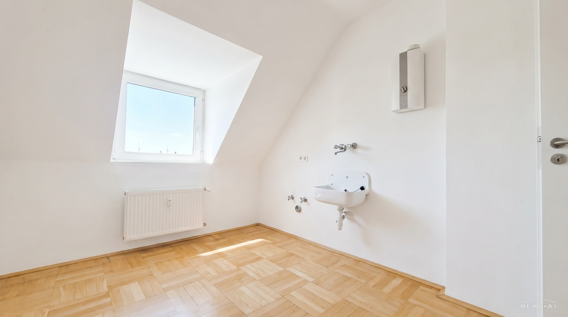 EXKLUSIVE MASIONETTEWOHNUNG MIT ZWEI GROßEN BALKONEN IN KREFELD ZU MIETEN! - Foto 3