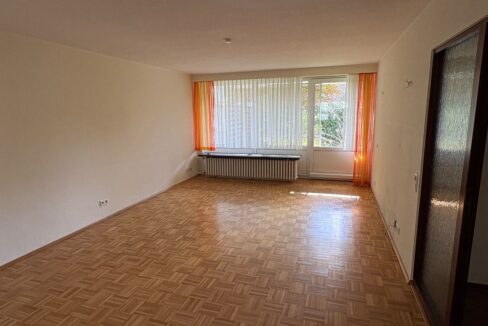 Wohnzimmer mit Terrasse