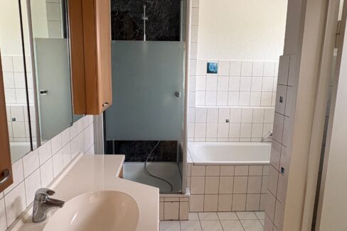 Badezimmer OG...