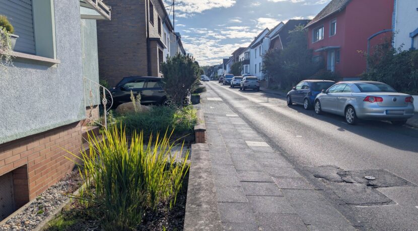 Straßenansicht