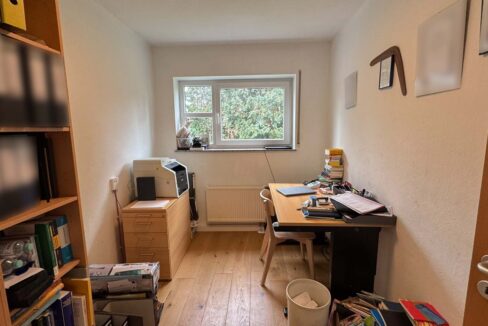 Büro EG