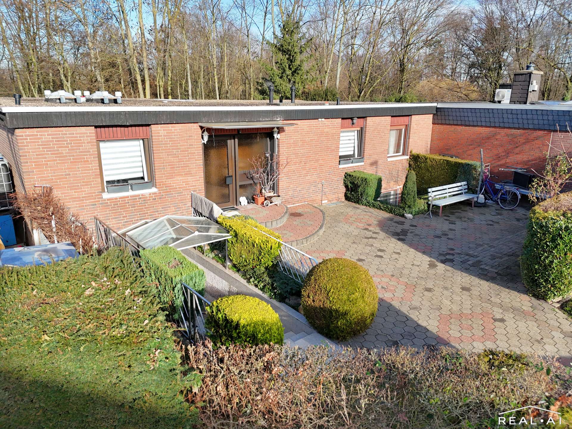 Renditehammer im Neusser Süden