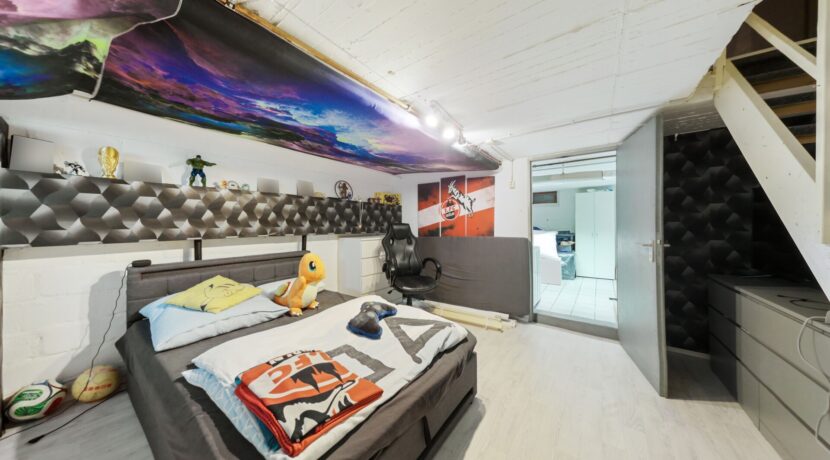Schlafzimmer KG