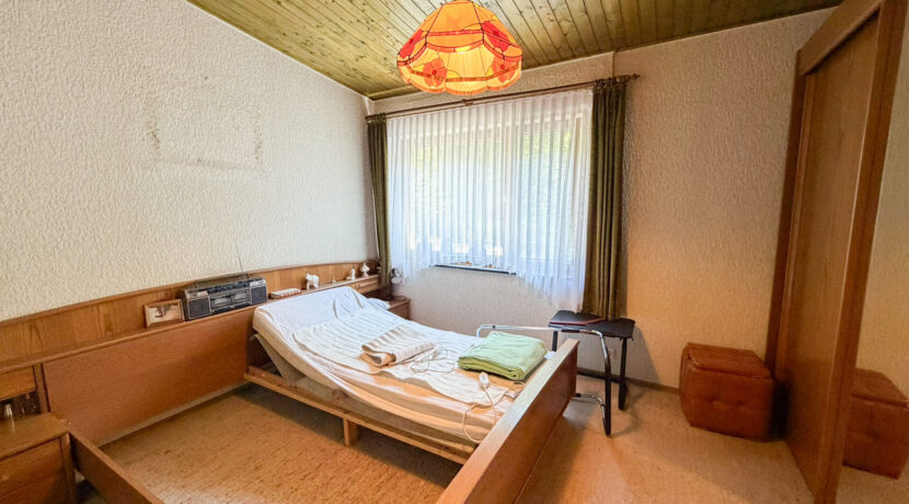Schlafzimmer Haus2 EG