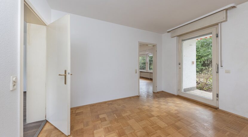 Esszimmer mit Terrassenzugang