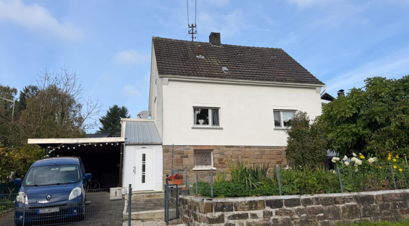 Straßenansicht