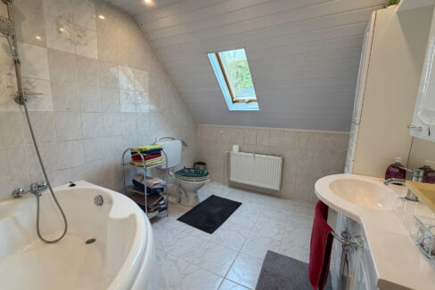 Badezimmer EG