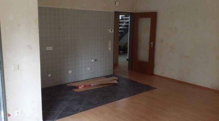 Wohnung KG