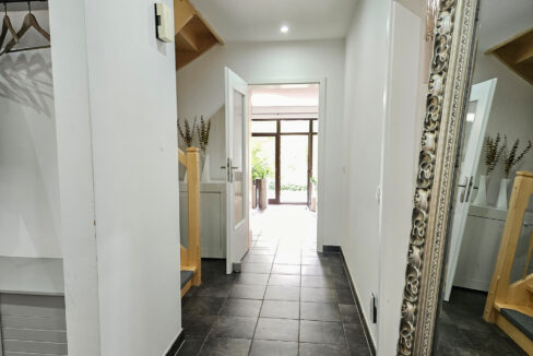 Flur EG Haupthaus