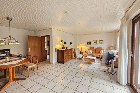 Wohnzimmer im EG