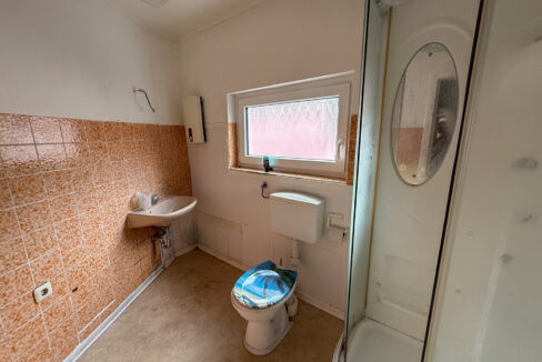 Bad Wohnung 1