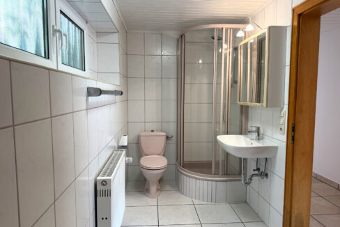 Badezimmer EG
