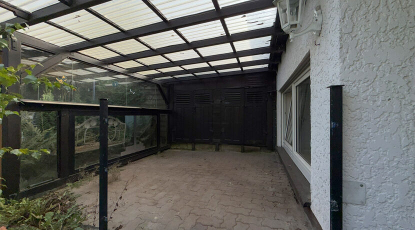 Terrasse (vorne)