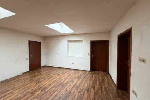 Wohnzimmer (hinten)