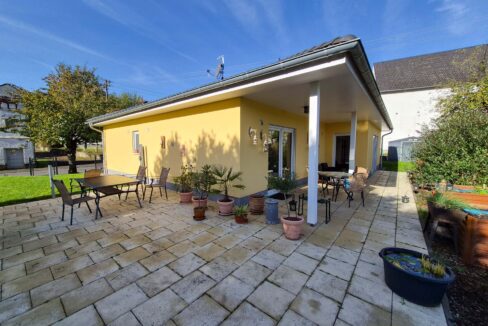 große Terrasse