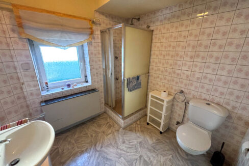 Badezimmer EG