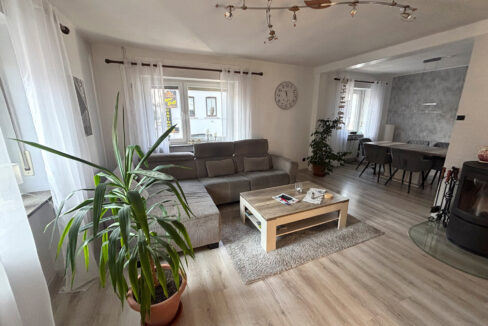Wohn-/Esszimmer OG